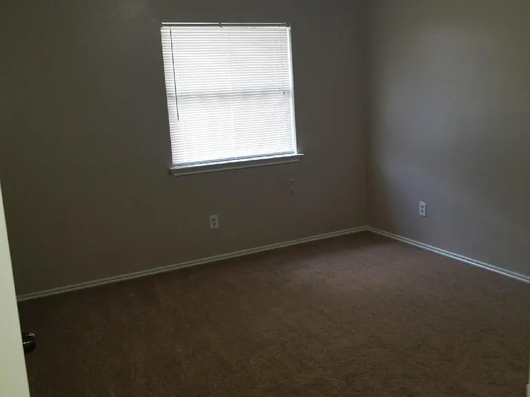 7902 Arbor Glen Rd — Photo 8