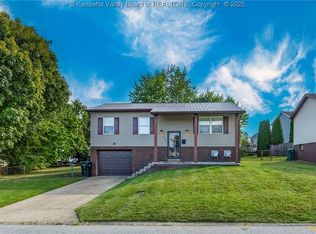 2831 Washington Ave, Hurricane, WV 25526