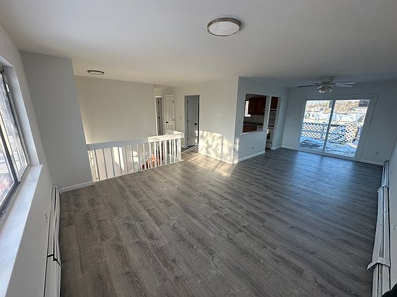 2nd image of 1297 Ferndale Blvd