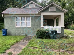 920 Davis St, Conway, AR 72034