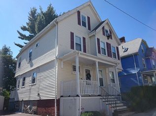 11 Oakley St, Dorchester, MA 02124