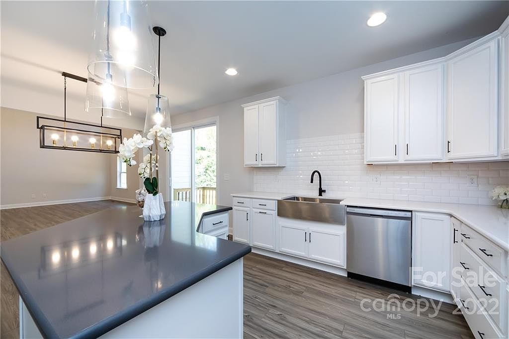 8820 New Town Rd 4, Waxhaw, NC 28173 Zillow