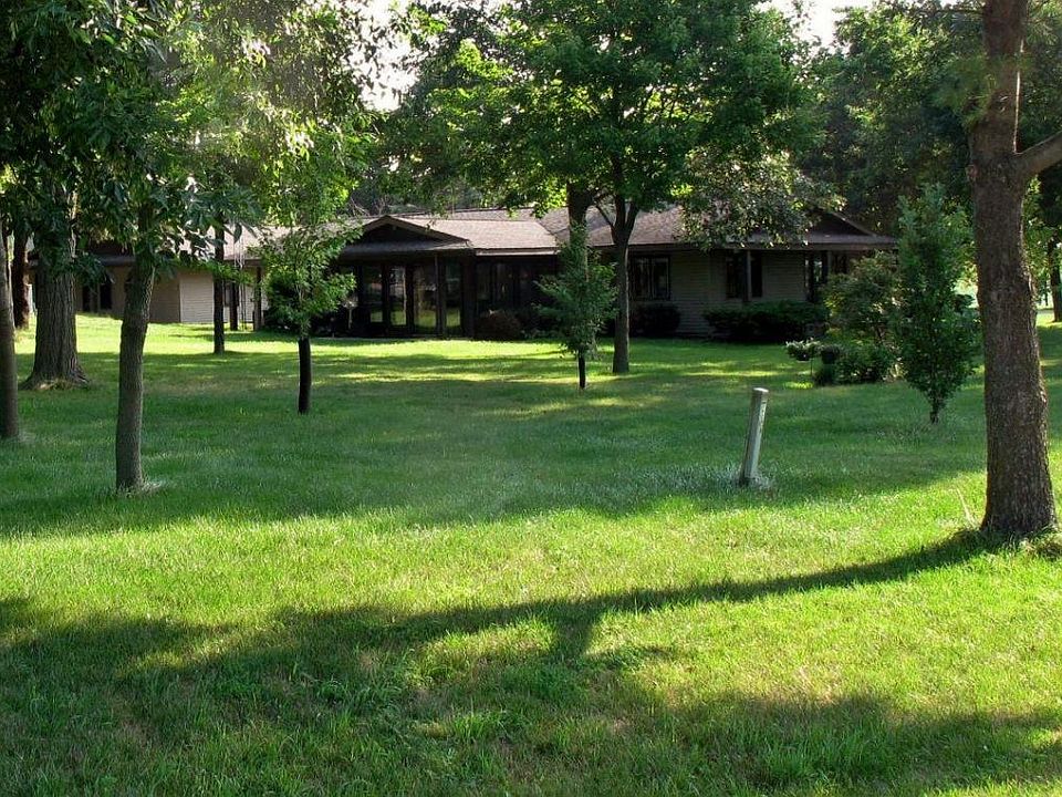 1st image of 1748 310th Ave