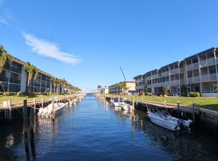 236 Castlewood Drive #202, North Palm Beach, FL 33408