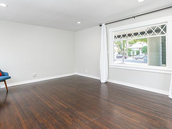 5th image of 95 N Bonnie Ave #A