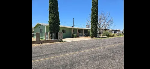1075 S Linda Vista Dr Photo 1
