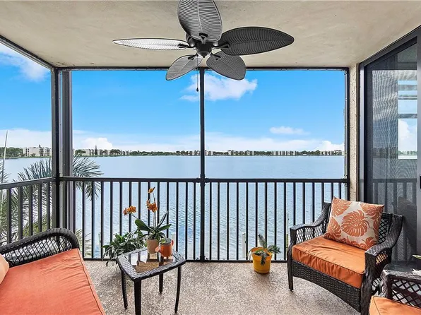 106 Lake Emerald Drive #208, Oakland Park, FL 33309