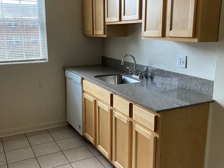 101 Valley Rd — Photo 16