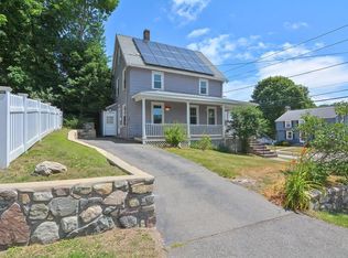 90 Forest St, Melrose, MA 02176