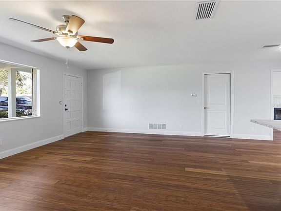 2nd image of 1201 Wood Ave