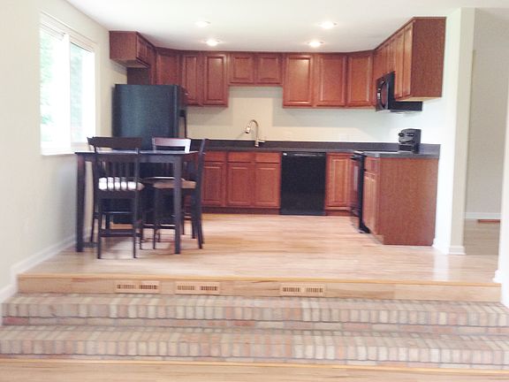 3rd image of 3966 Platte Ave