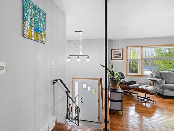 4th image of 103 Moorland Dr