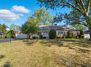 1320 Glen Rd, Findlay, OH 45840