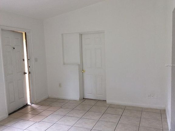 3rd image of 4211 Lake Lawne Ave