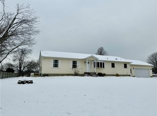 1142 Sherman Dr, Lake City, PA 16423