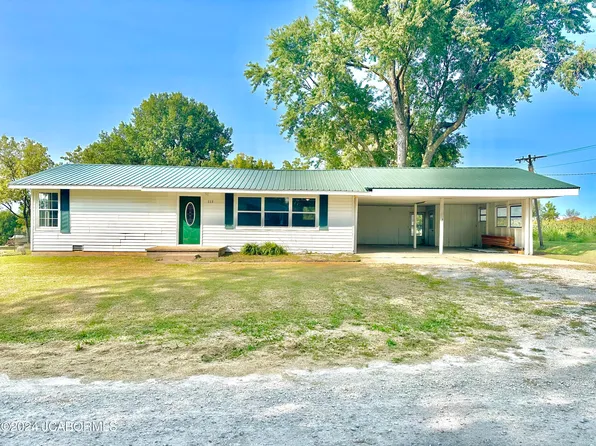 115 Institute St, Clarksburg, MO 65025
