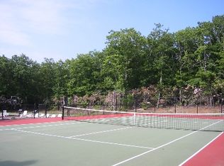 1622 Millstone Rd, Sag Harbor, NY 11963