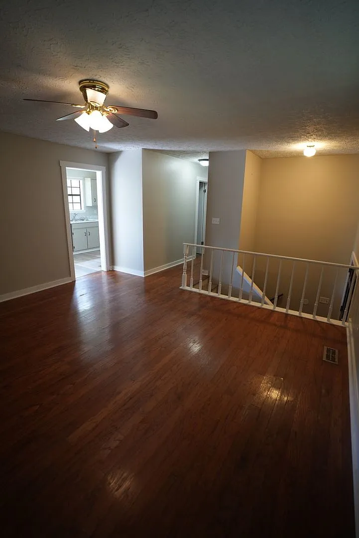 922 Henry Court, Jacksonville, Alabama 36265 — Photo 3