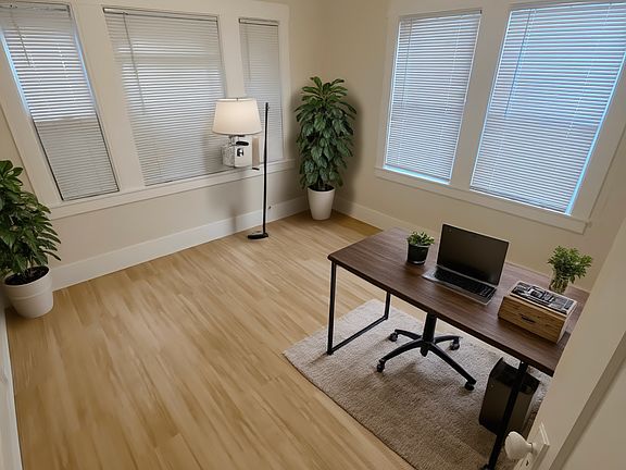 3rd image of 2323 Parker St APT 4