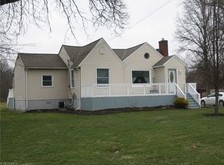 26922 Schady Rd, Olmsted Township, OH