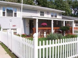 4581 Stonehedge Rd, Columbus, OH 43231