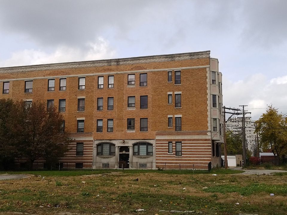 2nd image of 5013 S King Dr