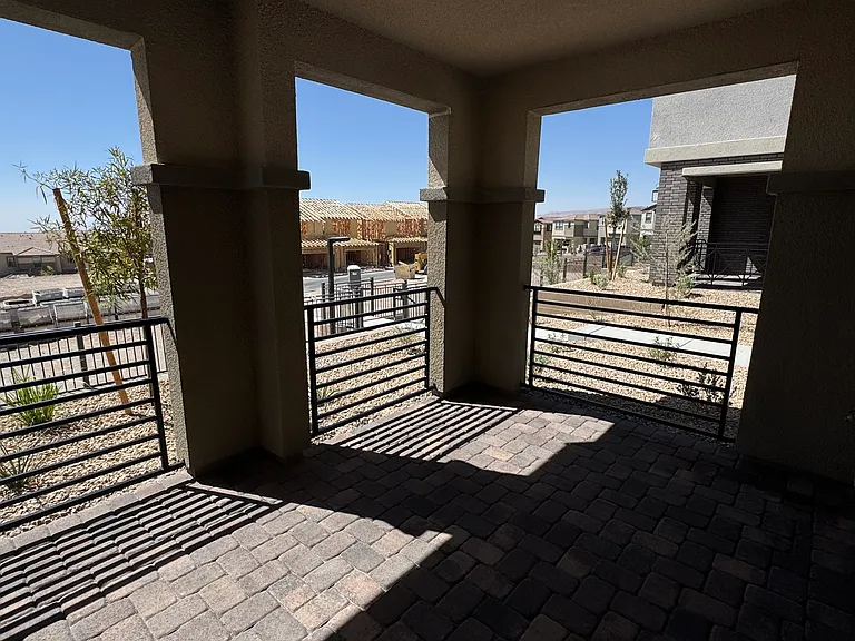 92 Hornbeck Ln — Photo 7