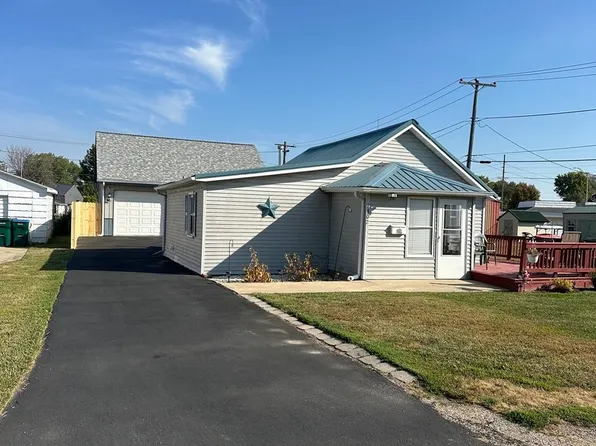 1402 Bennett Dr, Rock Falls, IL 61071