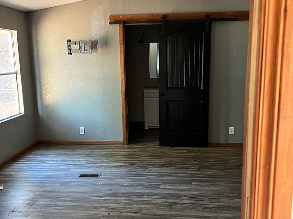 5th image of 15440 SE 29th St