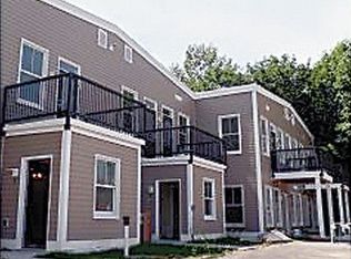 50 Barrett St, S Burlington, VT 05403