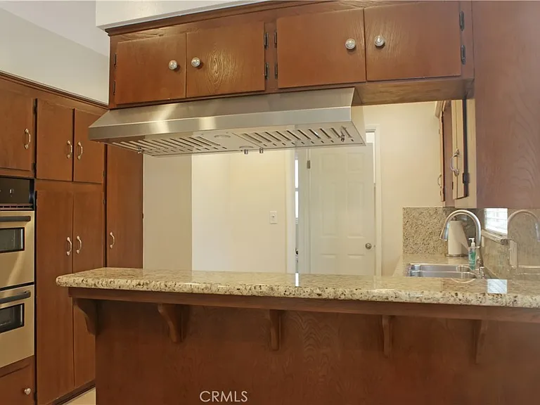 2513 Birch St — Photo 12