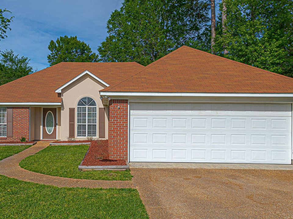 1st image of 130 Holmar Dr