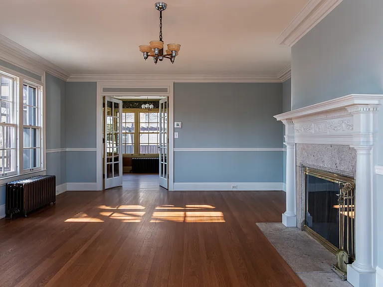 27 Highview Pl — Photo 9