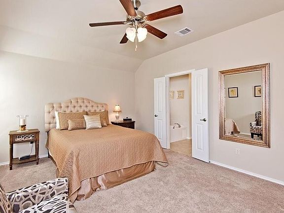 5th image of 9821 Cottontail Ln