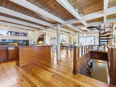 15 Yellow Ferry Dock, Sausalito, CA, 94965