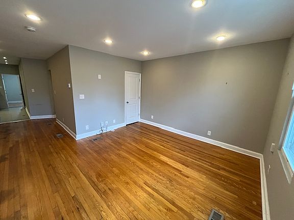 3rd image of 417 Evarts St NE APT 2
