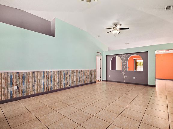 5th image of 244 Marion Oaks Trl