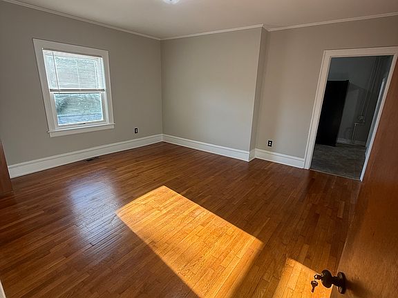 3rd image of 126 W Cleveland Ave #1