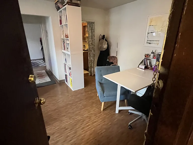 256 N Craig St — Photo 3