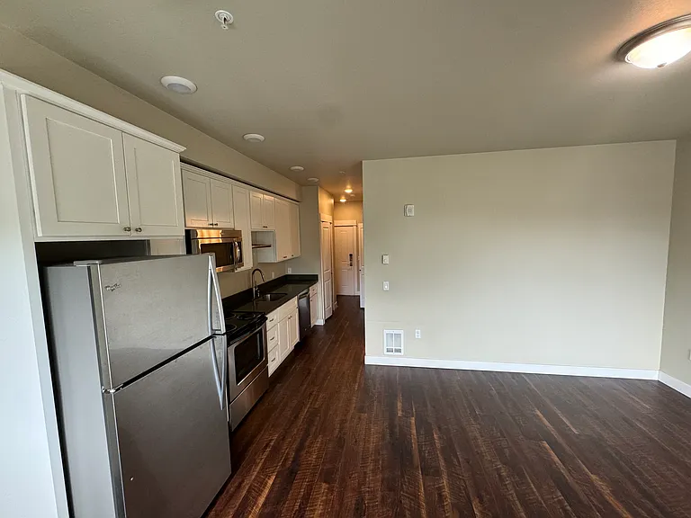 223 N J St — Photo 18