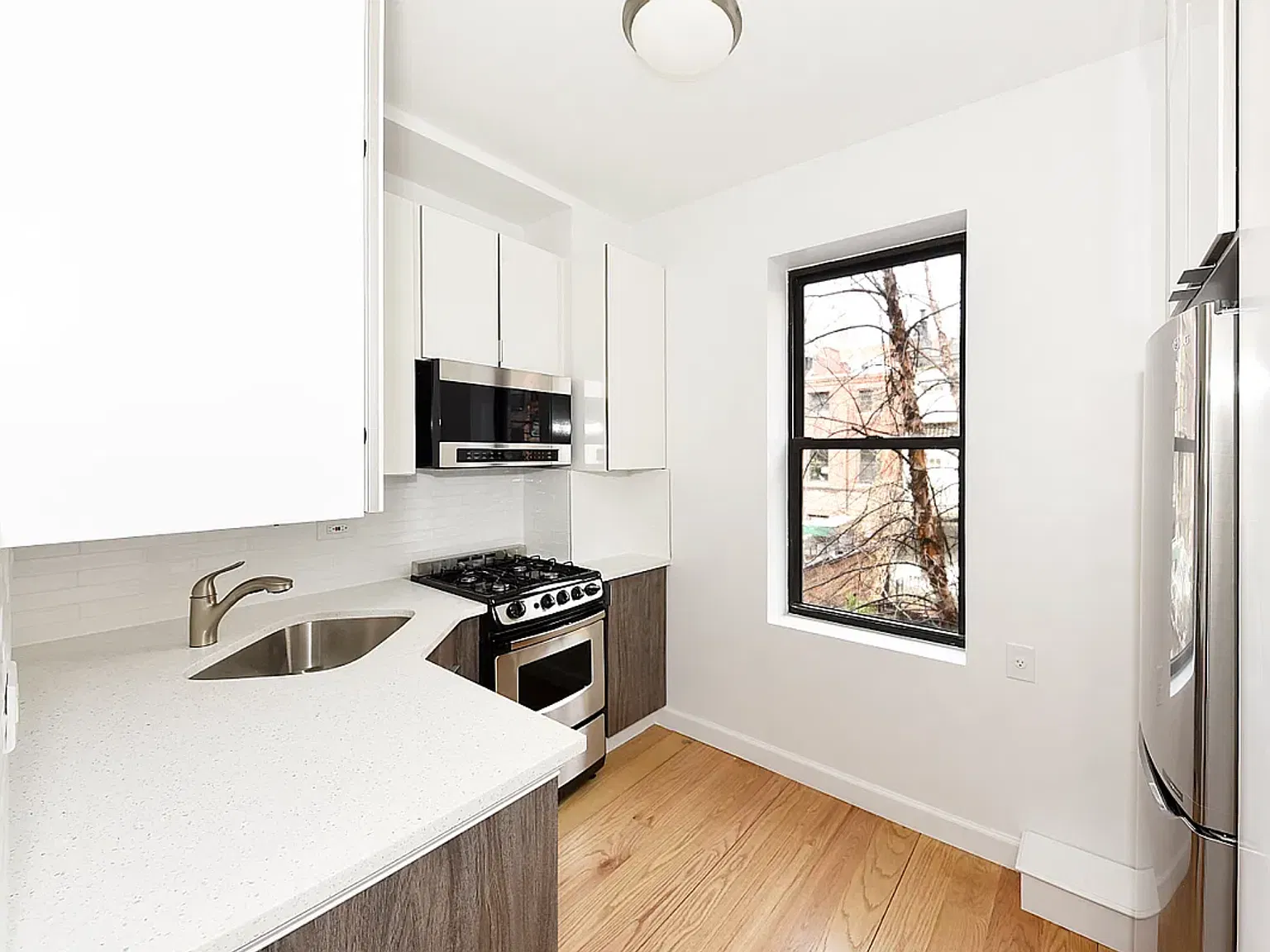 149 West 12th Street — Photo 3
