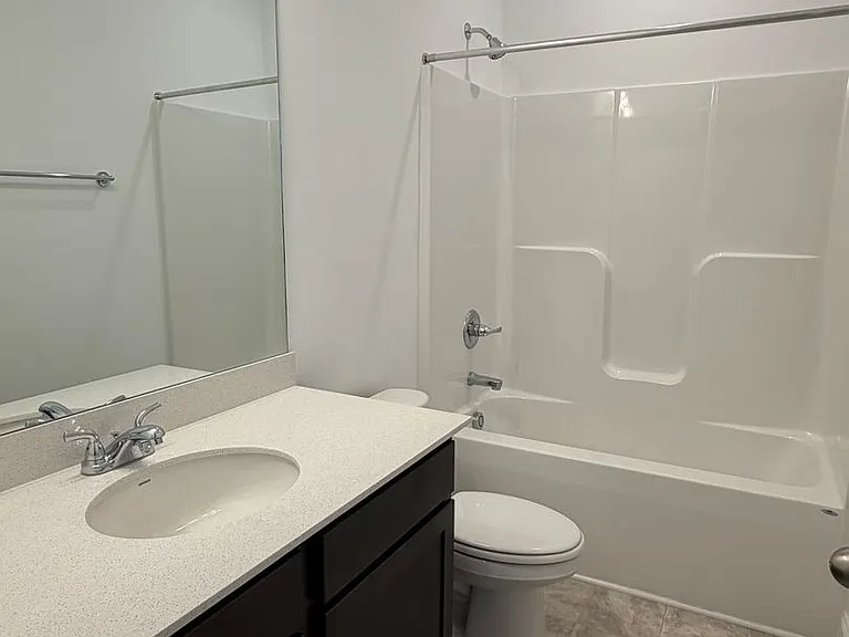 334 Mistfield St — Photo 8