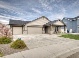 12326 W Hidden Point Dr, Star, ID 83669