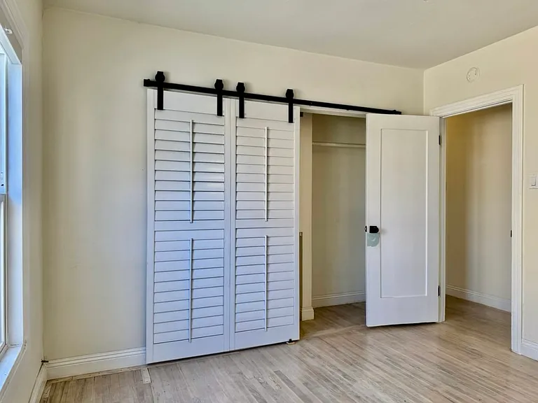 2927 S West View St #1 — Photo 23
