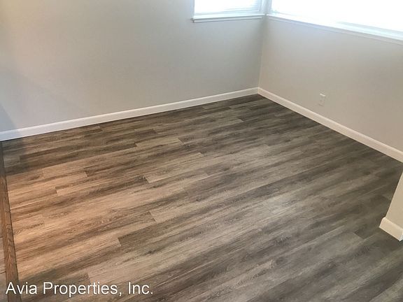 5th image of 817 2nd Ln