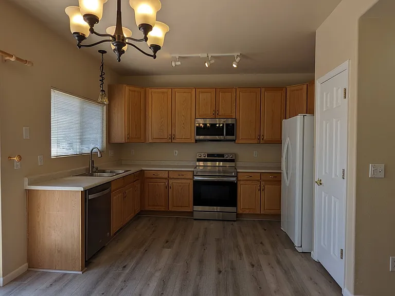 3653 Boot Spur Ct — Photo 11