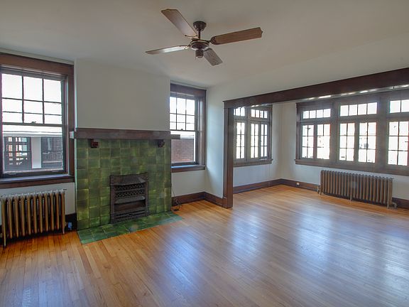 5th image of 414 Franklin Ave #2R