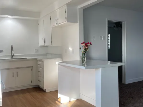 Walnut St. Apts., 911 N Walnut St APT R, La Habra, CA 90631