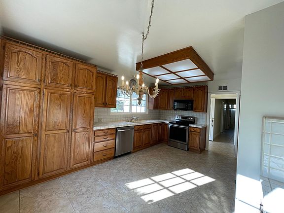 Dine in kitchen, tons of cabinet space.