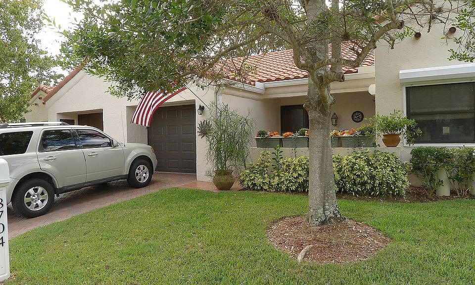 1st image of 8704 41st St